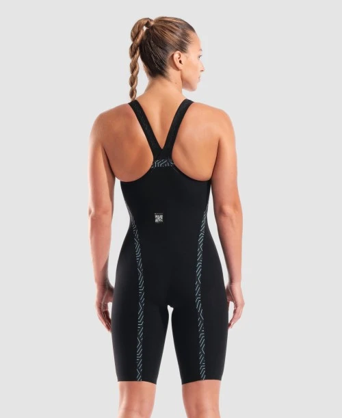 Arena Powerskin Veloce Woman BK CLOSED BACK